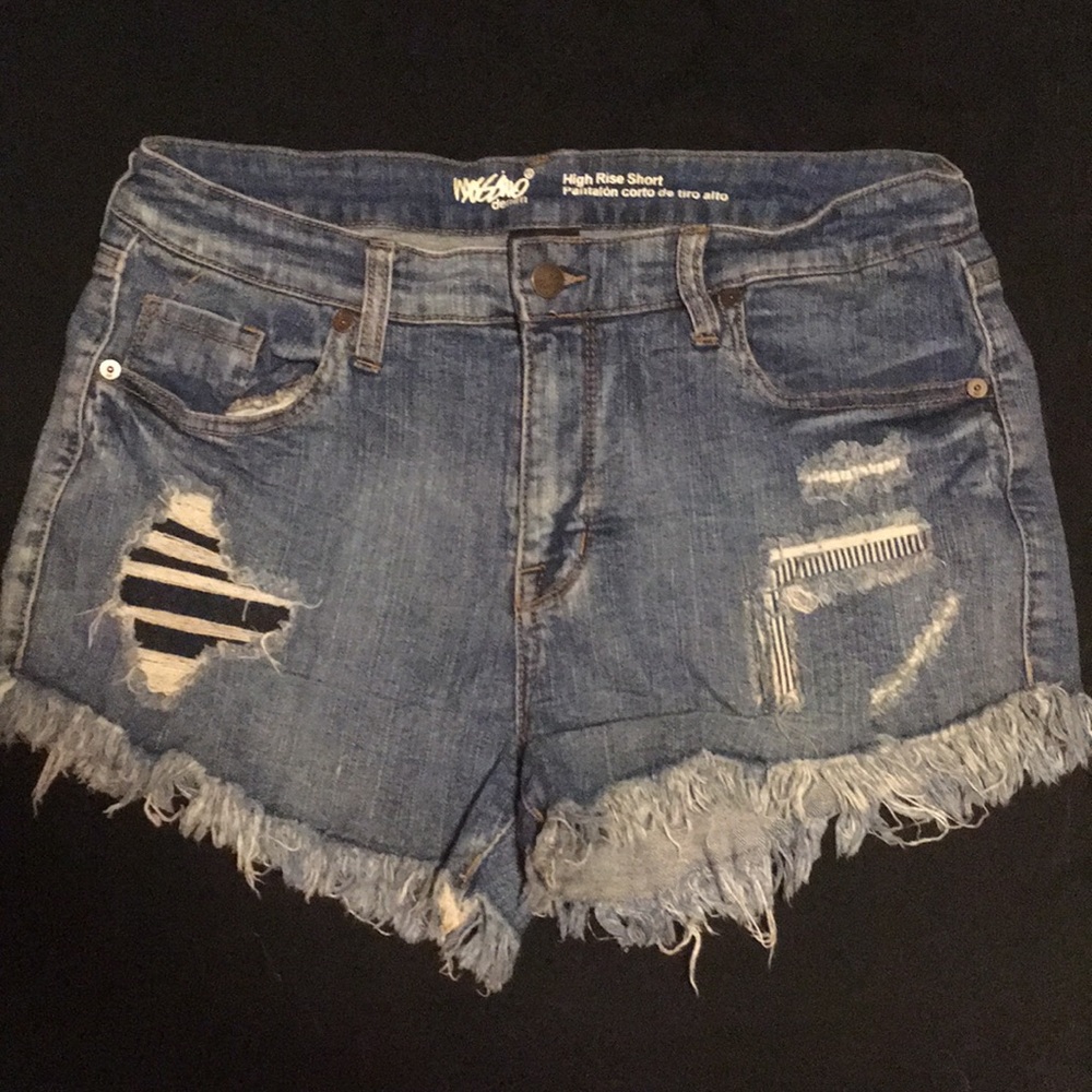 High rise cut off shorts